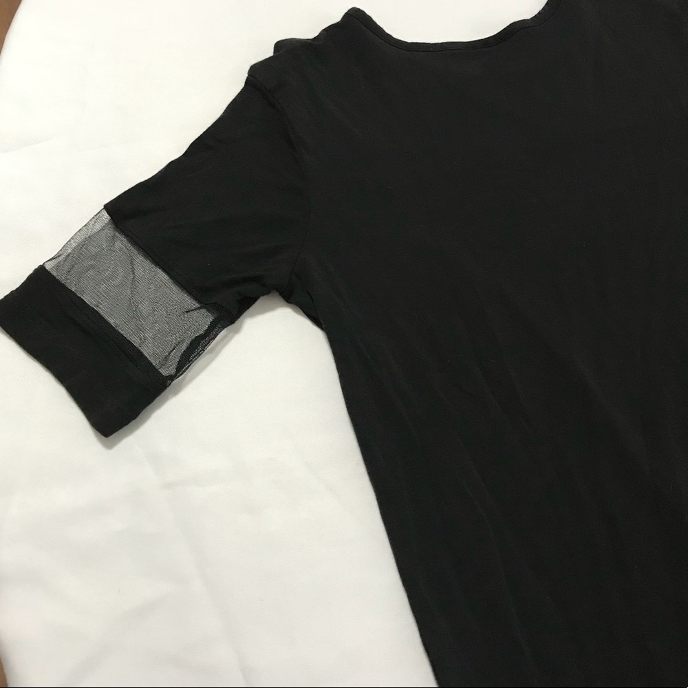 Unique Blouse - Picture 6 of 6